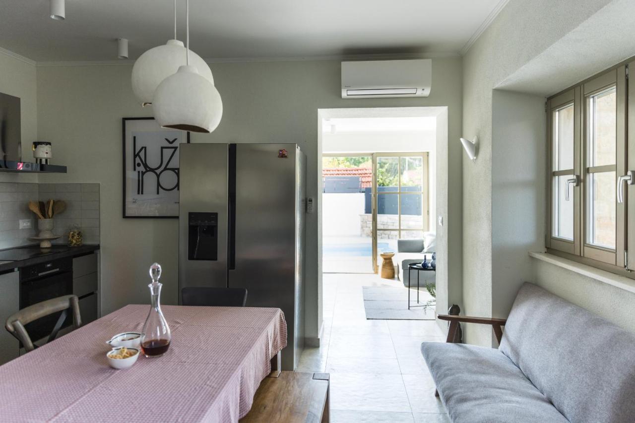 Villa Mara - Casa Rustica Zrnovo Esterno foto