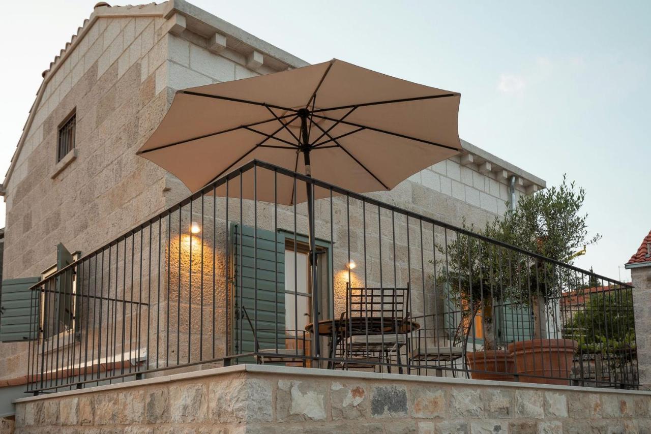 Villa Mara - Casa Rustica Zrnovo Esterno foto